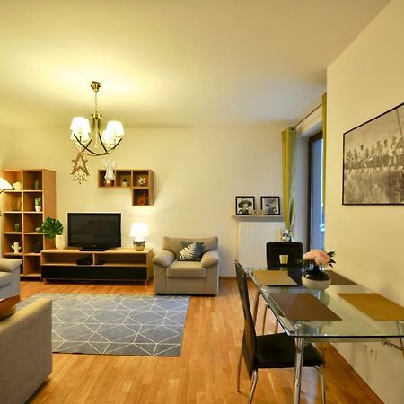 Mlociny Metro Apartment Warschau Exterior foto